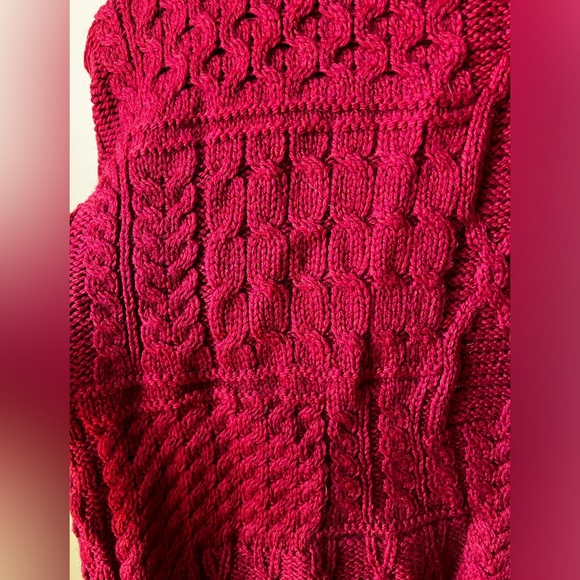 CARRAIG DONN Irish Merino Wool Cardigan Fisherman Sweater Cabled Aran Chunky S - Picture 7 of 8